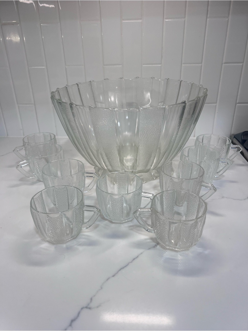 Jeannette Dewdrop Punch Bowl With Stand And 8 Cups Clear Glass Frosted Ribbon